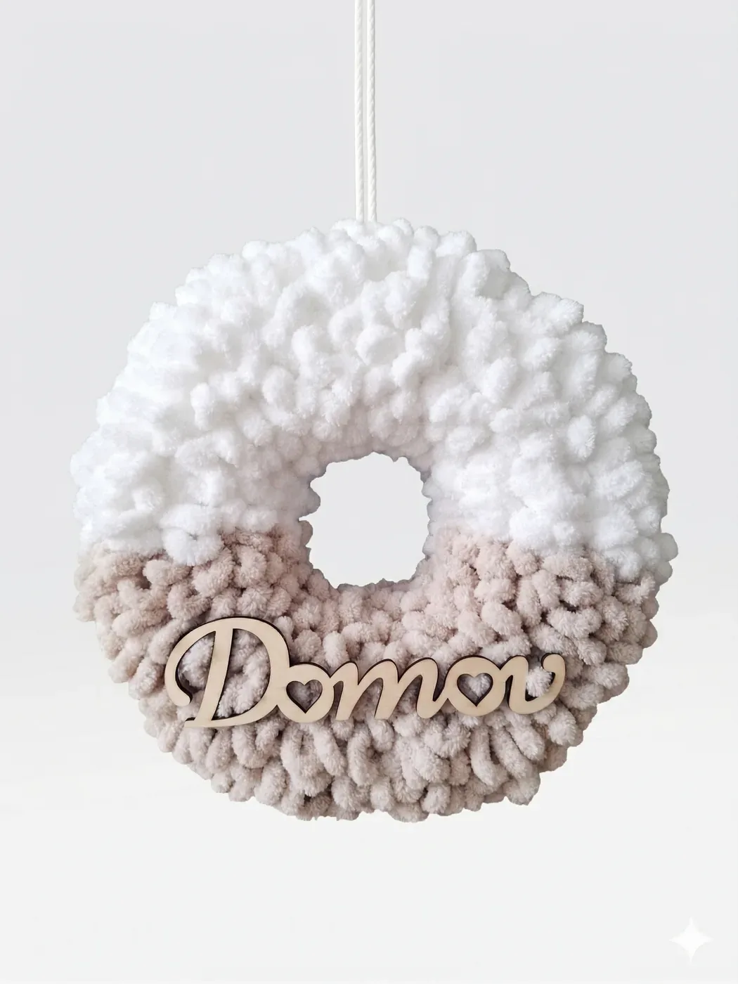 Veniec biela-kapučínová